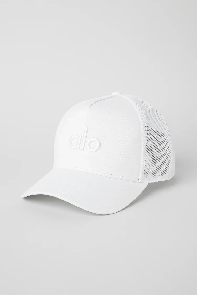 Boné District Trucker