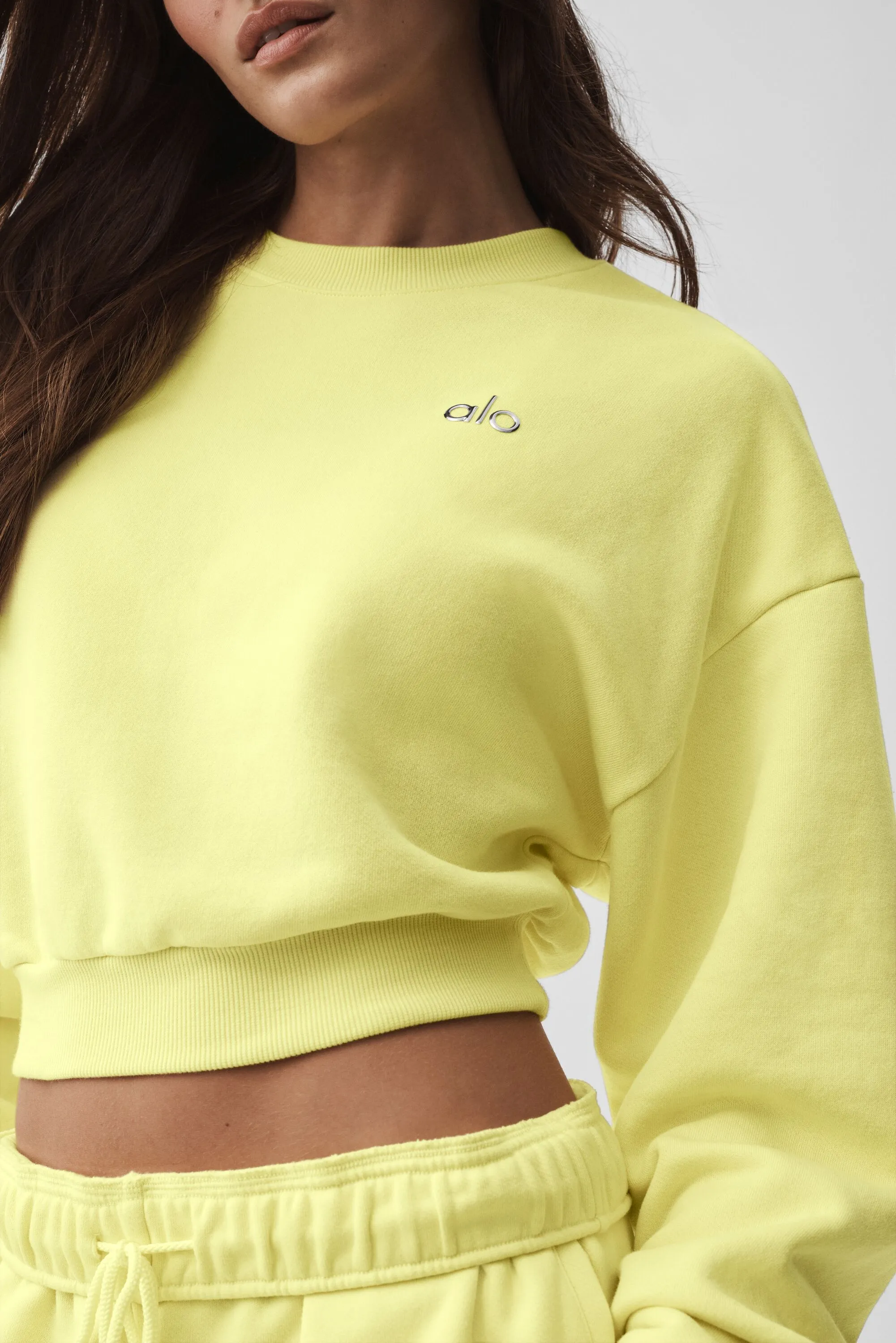 Moletom Cropped Accolade Crewneck